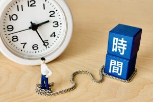 派遣管理業務の属人化リスクと解消のポイント