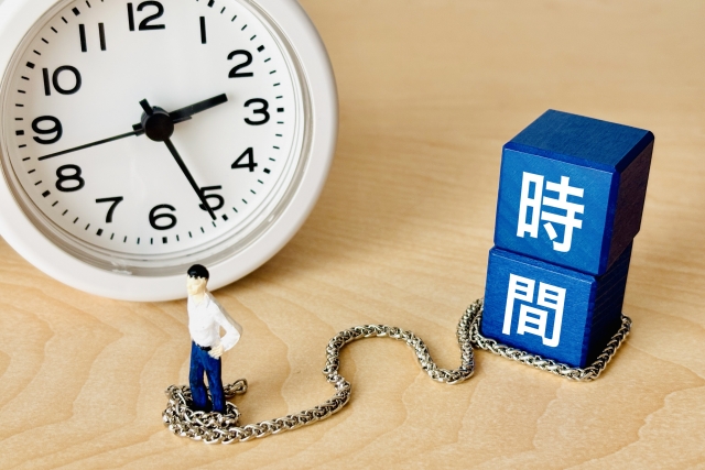 派遣管理業務の属人化リスクと解消のポイント